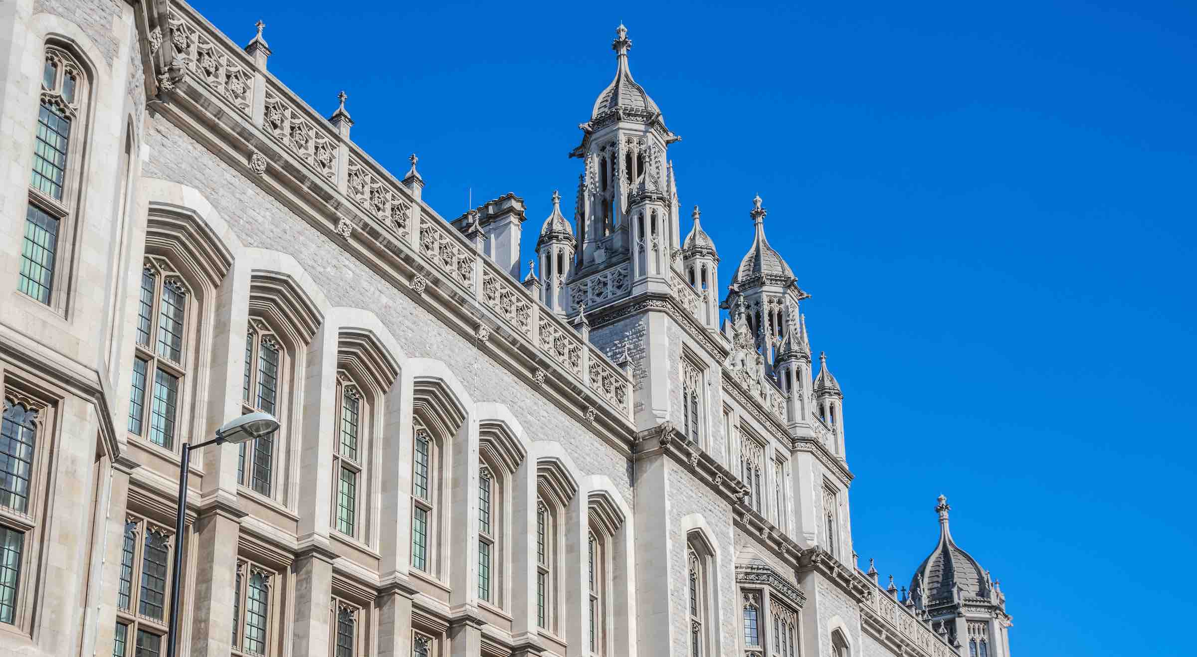 What to Expect from a World-Class Summer Course (Wherever You Go)