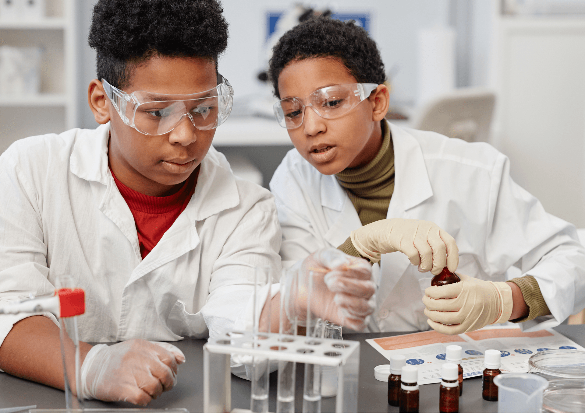 Active English + STEM (9-15 years old)