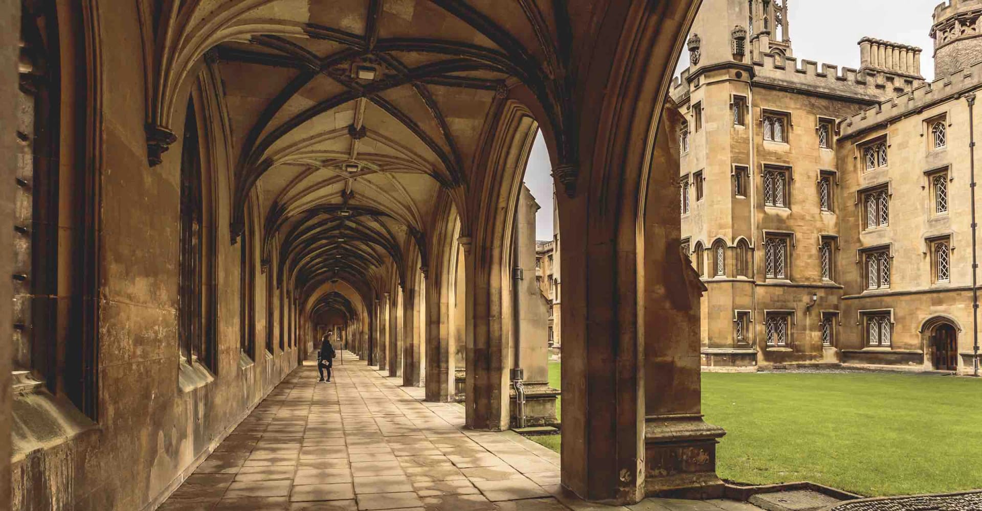 Cambridge Leadership Summer Schools for Teens (Ages 13–18)