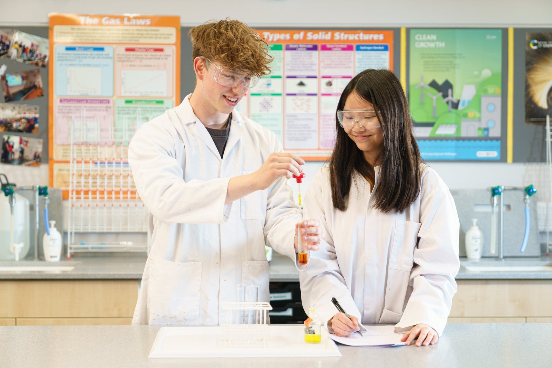 Science in Oxford (15-17 years old)