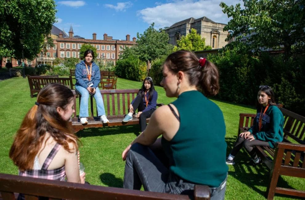 Neuroscience Summer Course in Cambridge Ages 13–15